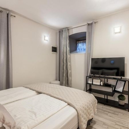 Apartments And Rooms Villa Lina Split Exterior foto